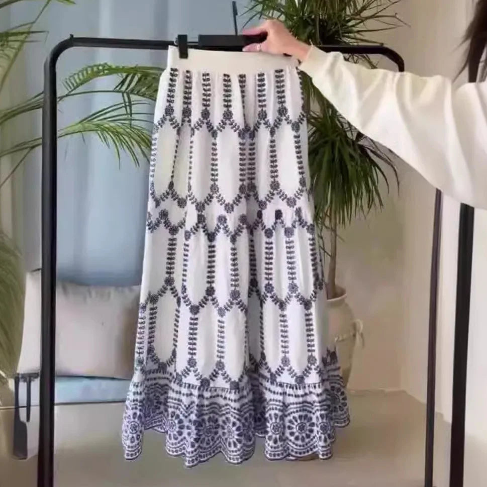 Bedrucktes ärmelloses Rock-Set mit Bindeband am Rücken