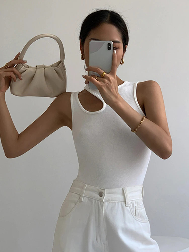 Halbtransparentes Tanktop mit Cut-outs