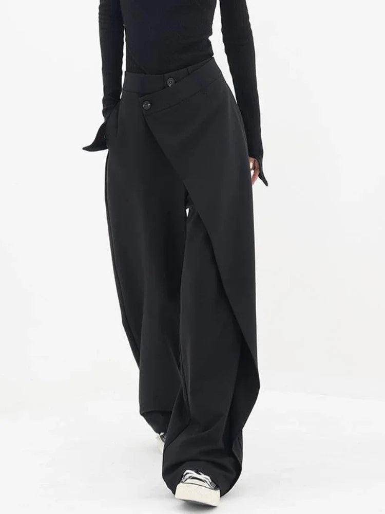 Asymmetrische Wide-Leg-Hose mit Knopfdetail